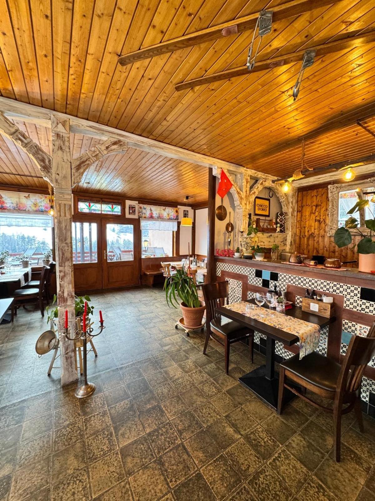 Hotel Post Cunter Biancardi Savognin Bagian luar foto