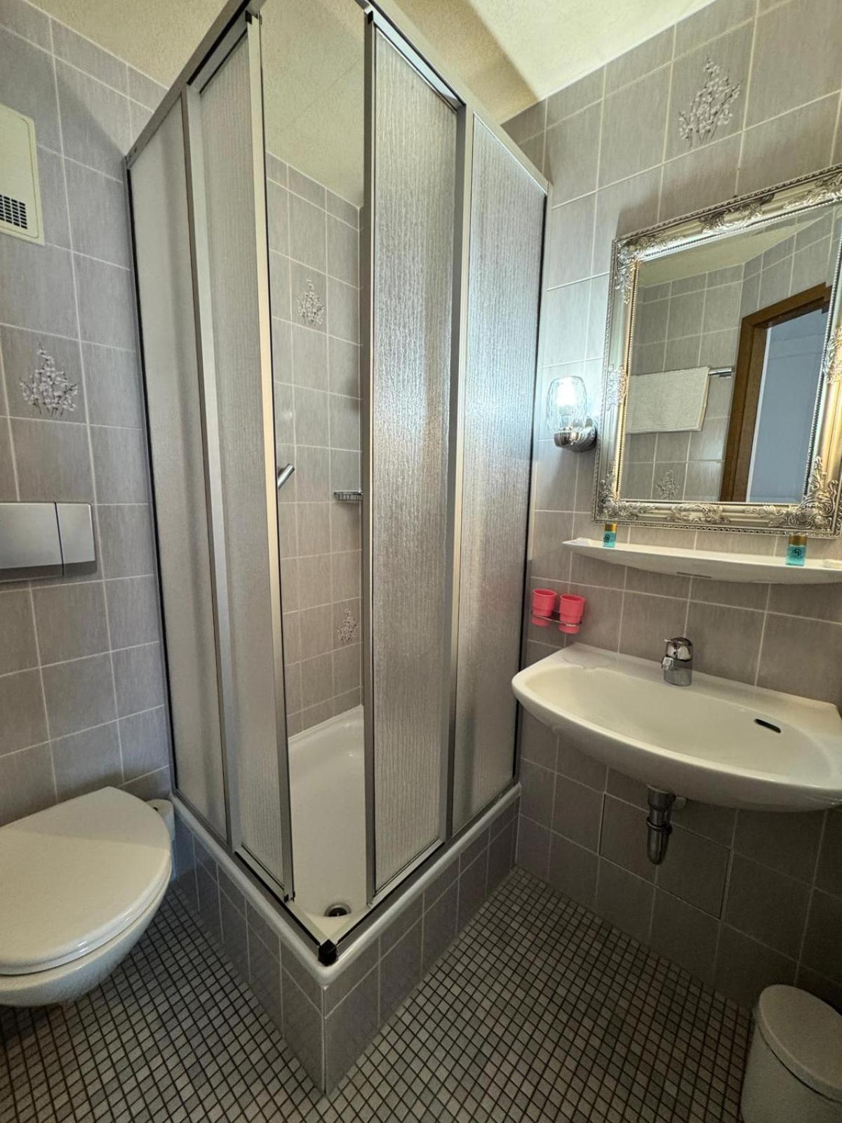 Hotel Post Cunter Biancardi Savognin Bagian luar foto
